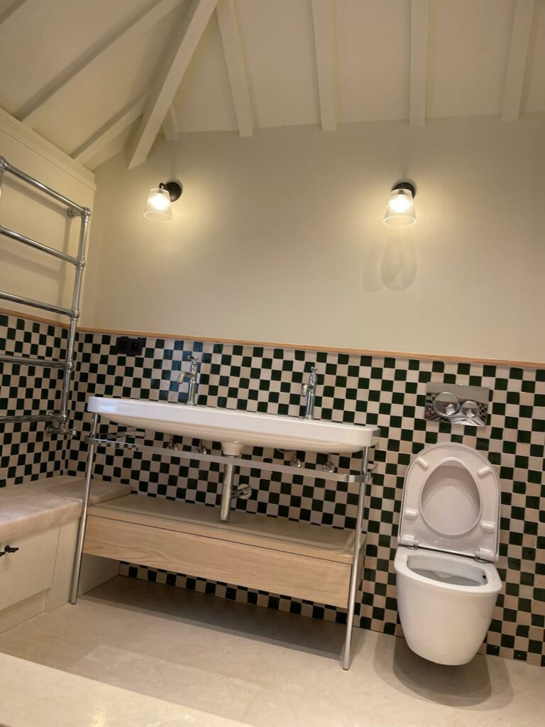 WhatsApp Image 2025-10-18 at 21.08.25 (3)