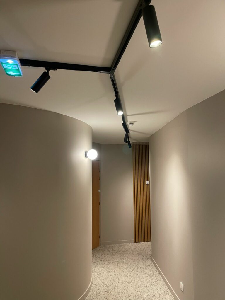 WhatsApp Image 2025-10-18 at 21.08.31 (3)